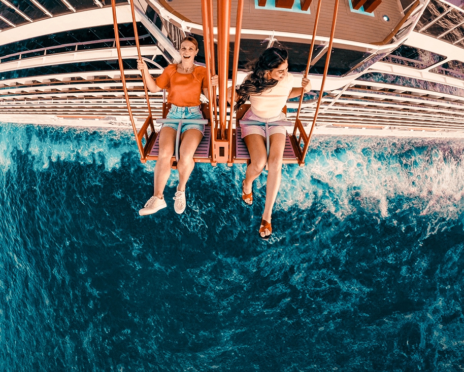 Cliffhanger swing ride over the ocean