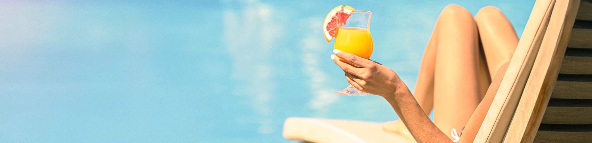 A person relaxing while having a drink on an MSC Cruise | MSC Cruises