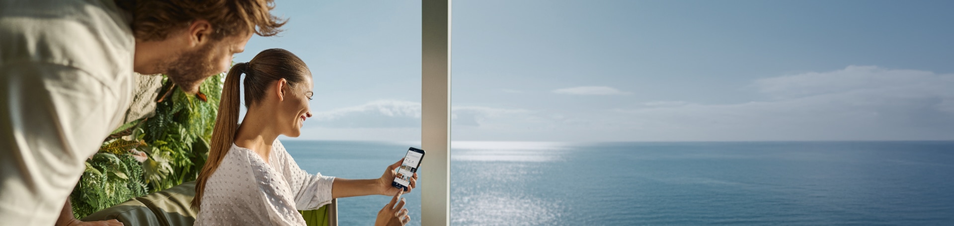 A couple browsing on Internet on an MSC Cruise | MSC Cruises
