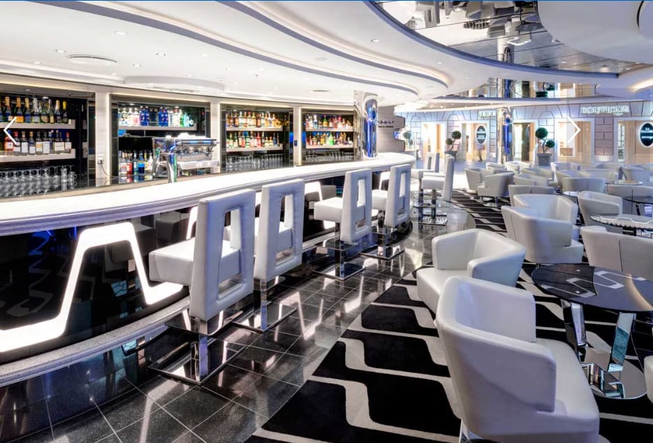 Contemporary lounge bar with spacious seating and elegant décor on a cruise ship | MSC Cruises