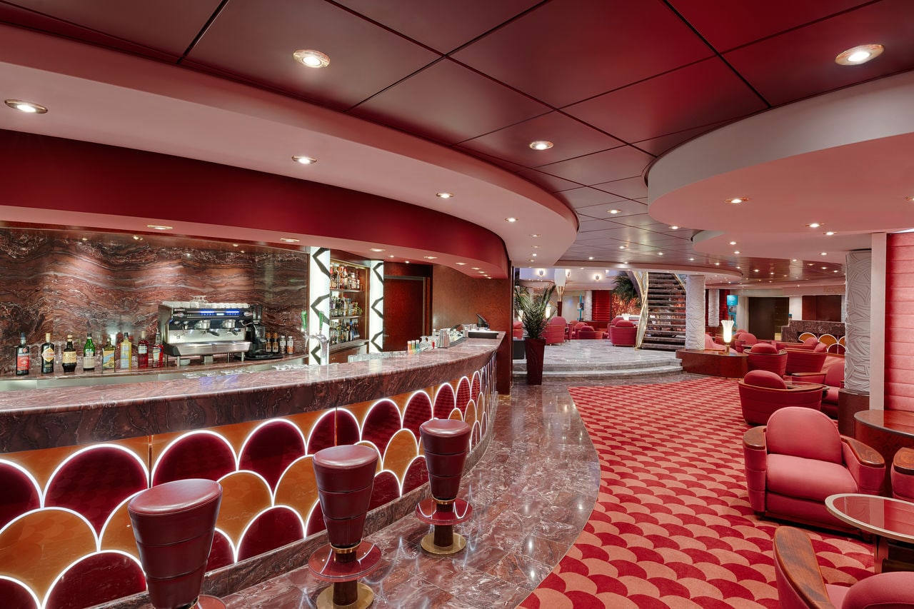 Le Gocce Bar features inviting seating and a vibrant, modern space on the ship | MSC Cruises