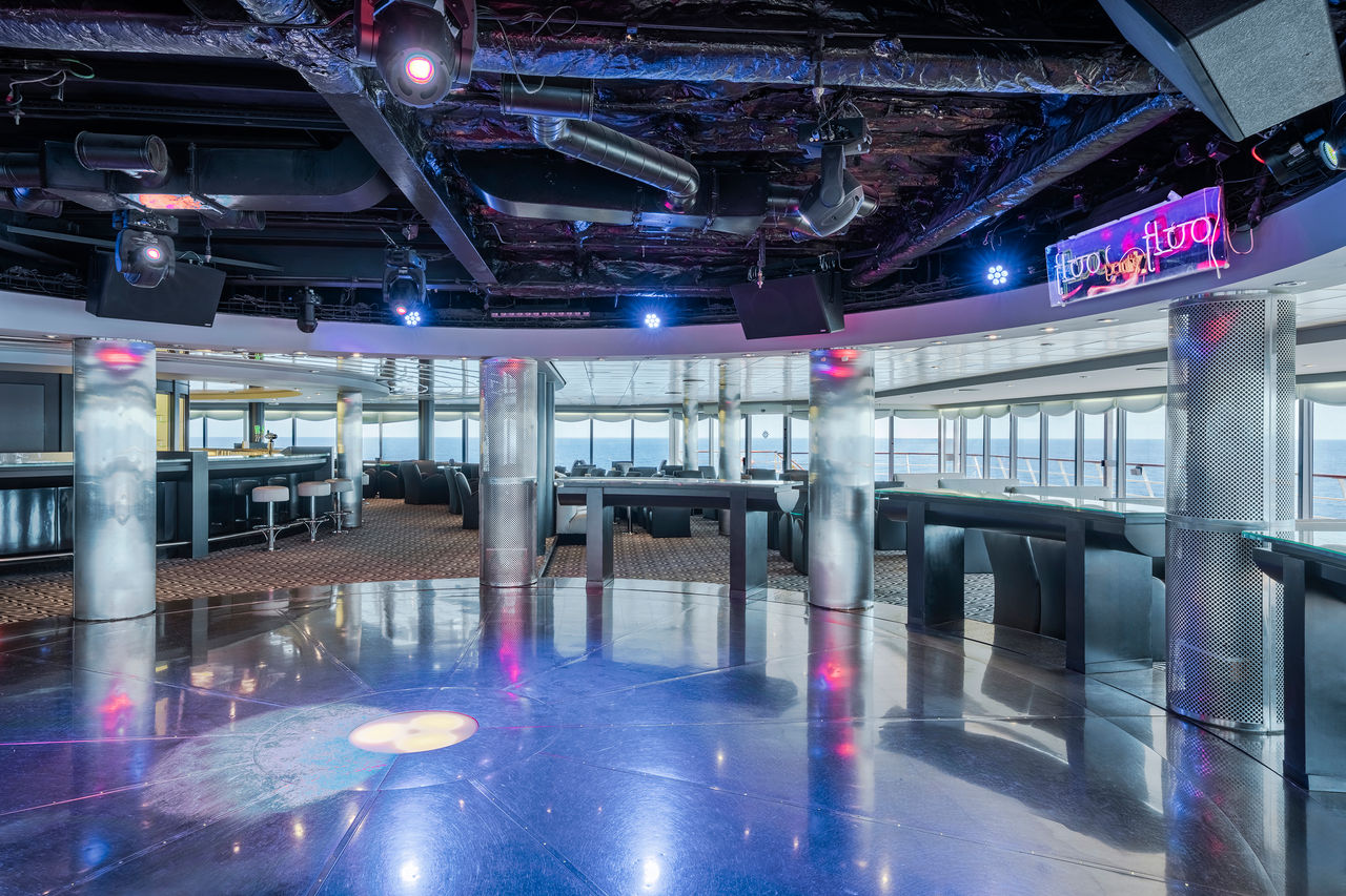 Pasha Club Disco on MSC Sinfonia features a spacious dance floor and inviting seating areas | MSC Cruises