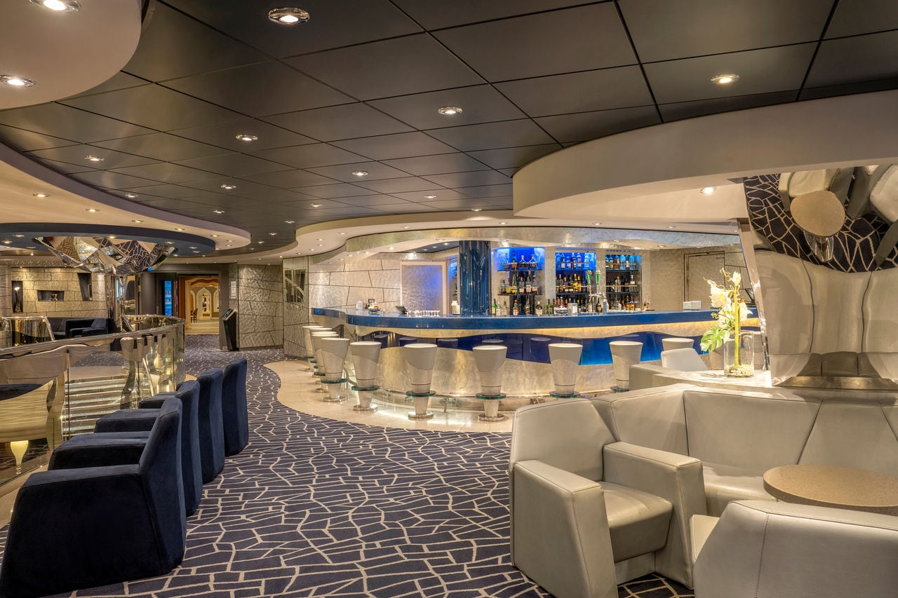 The Silver Lounge on MSC Divina features inviting seating, a stylish bar and contemporary furnishings | MSC Cruises