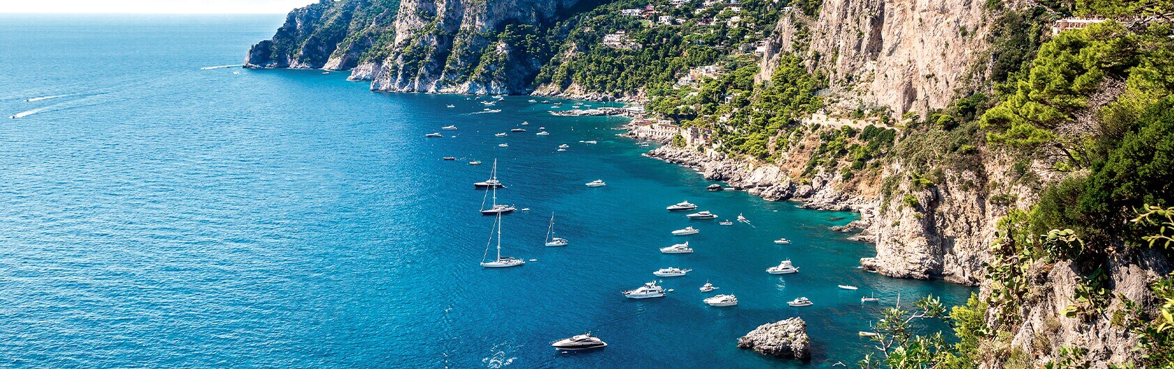 www.msccruisesusa.com//-/media/us/itinerary-details/italy/naples/naples-desktopv2.jpg?bc=transparent&as=1&dmc=0&iar=0&mh=530&mw=1684&sc=0&thn=0&udi=0&hash=7E48E8C8912148ABF241EFE0A12AD480